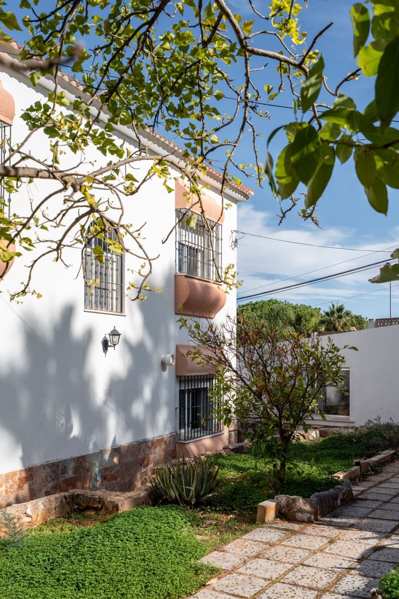 5 slaapkamer Huis te koop in Alhaurin de la Torre - € 475.000 (Ref: 9416185)