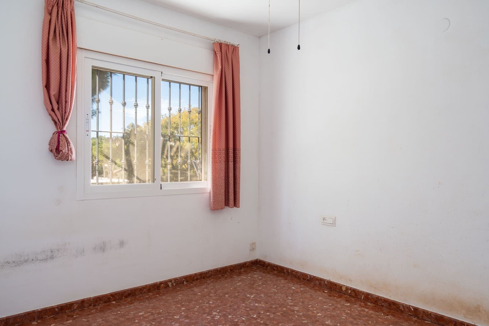 5 slaapkamer Huis te koop in Alhaurin de la Torre - € 475.000 (Ref: 9416185)