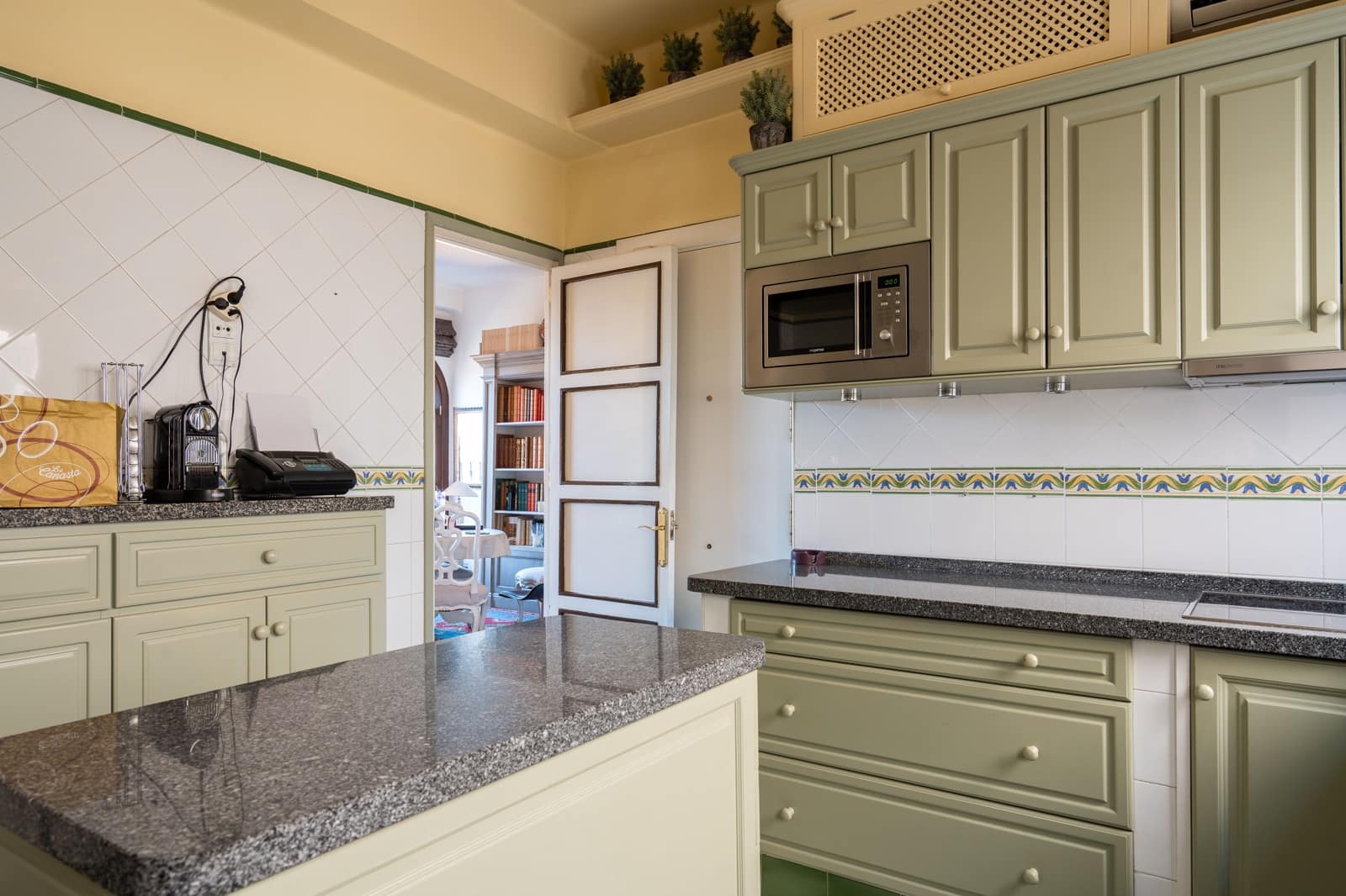 3 slaapkamer Appartement te koop in Malaga stad - € 895.000 (Ref: 9416186)