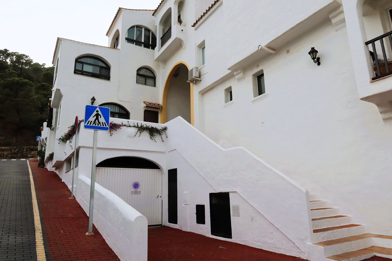 3 makuuhuone Kattohuoneisto myytävänä paikassa Benahavis mukana uima-altaan - 399 000 € (Ref: 9417739)