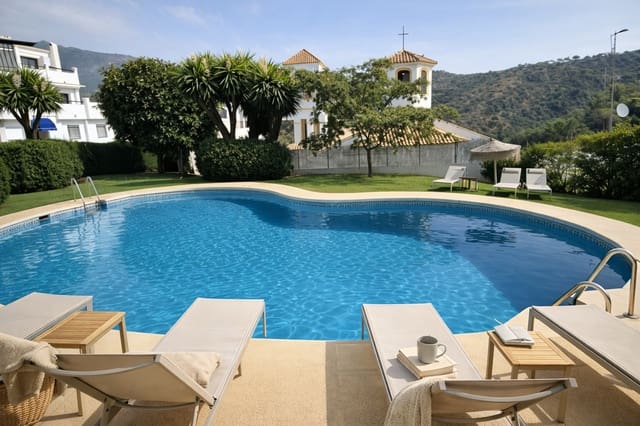 3 sypialnia Penthouse na sprzedaż w Benahavís pueblo, Benahavís z basenem - 368 999 € (Ref: 9417739)