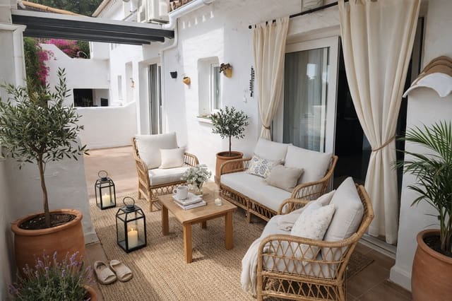 3 sypialnia Penthouse na sprzedaż w Benahavís pueblo, Benahavís z basenem - 368 999 € (Ref: 9417739)