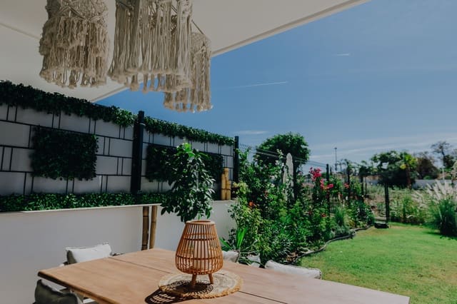 2 soverom Leilighet til salgs i La Concha - Resina Golf, Estepona med svømmebasseng - € 450 000 (Ref: 9417740)