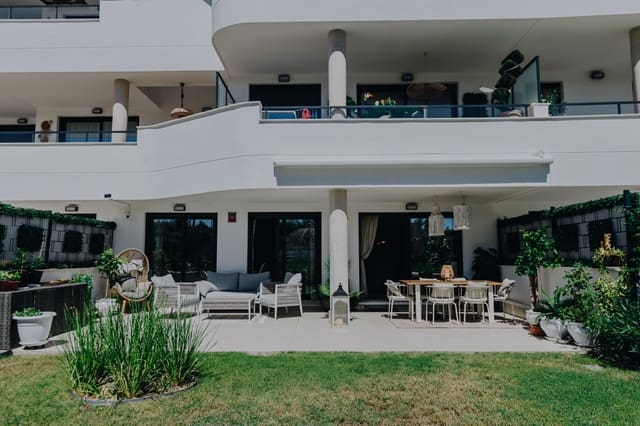 2 soverom Leilighet til salgs i La Concha - Resina Golf, Estepona med svømmebasseng - € 450 000 (Ref: 9417740)