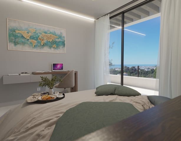 Chalet de 4 habitaciones en Fuengirola en venta - 1.182.600 € (Ref: 9421661)