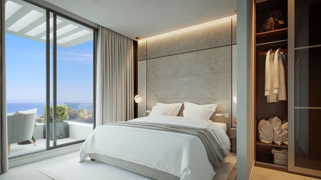 Chalet de 4 habitaciones en Fuengirola en venta - 1.182.600 € (Ref: 9421661)