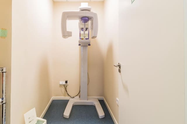 10 soverom Kommersiell til salgs i Marbella - € 1 650 000 (Ref: 9426216)