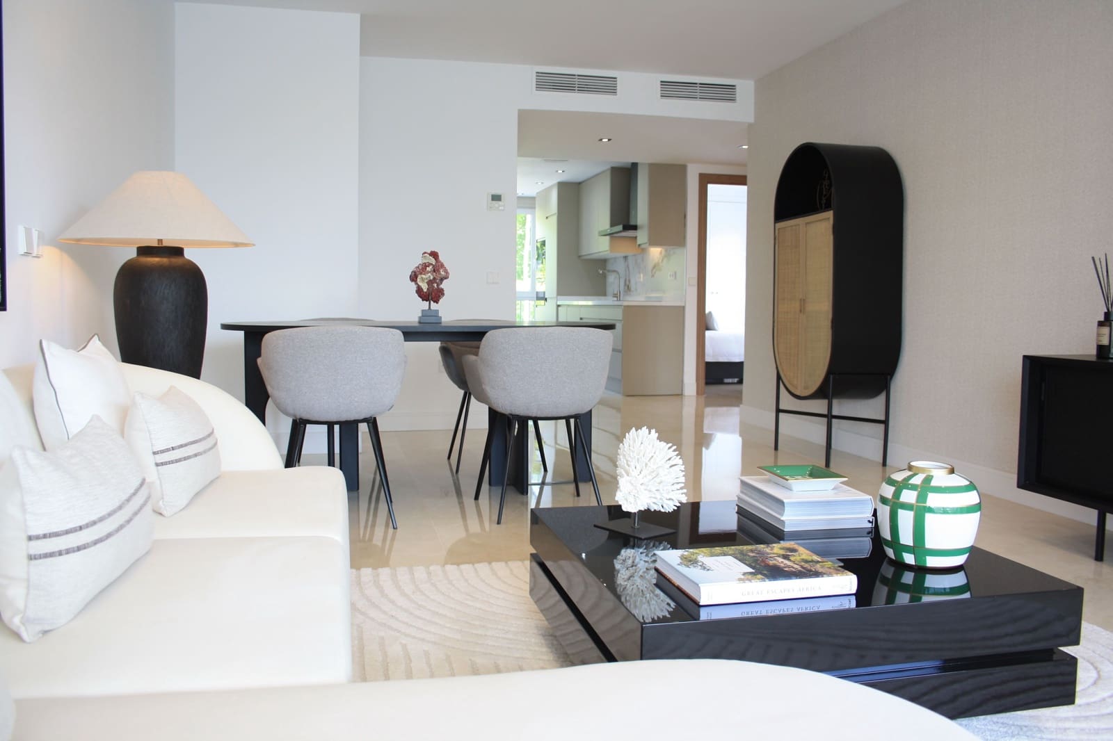 2 soverom Leilighet til salgs i Marbella med svømmebasseng - € 1 350 000 (Ref: 9426217)