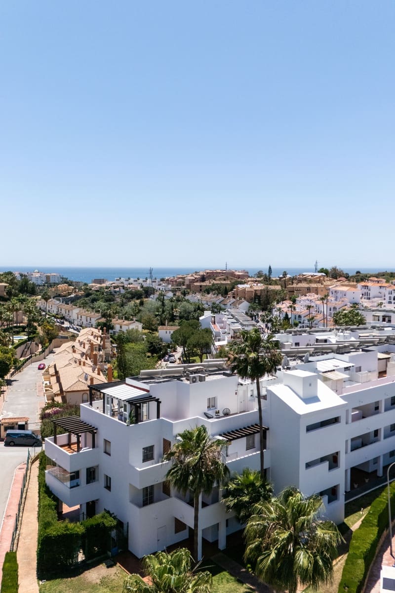 3 Zimmer Penthouse zu verkaufen in Mijas Costa mit Pool - 599.000 € (Ref: 9426218)