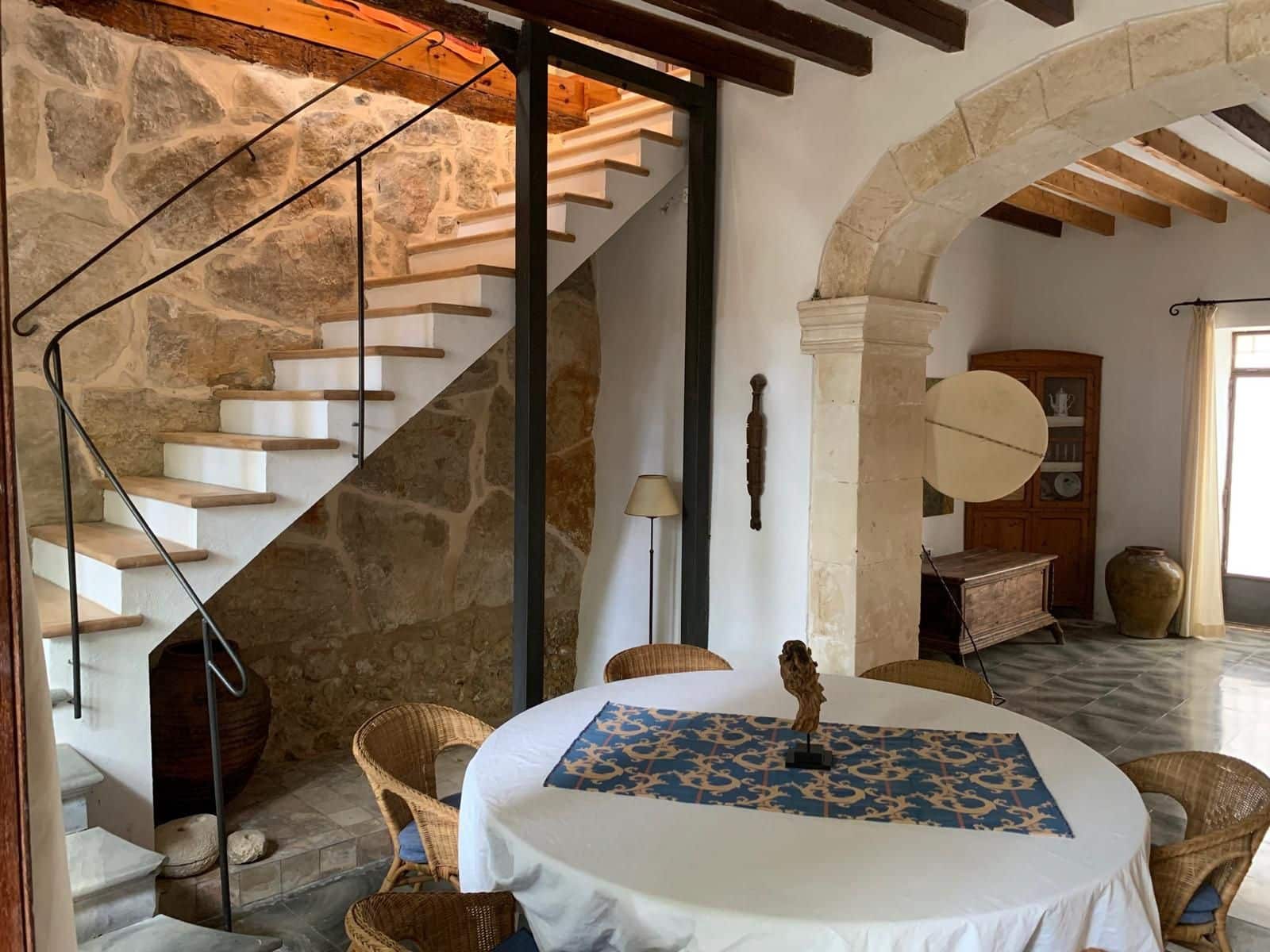 4 soveværelse Byhus til leje i Selva - € 2.950 (Ref: 9426607)