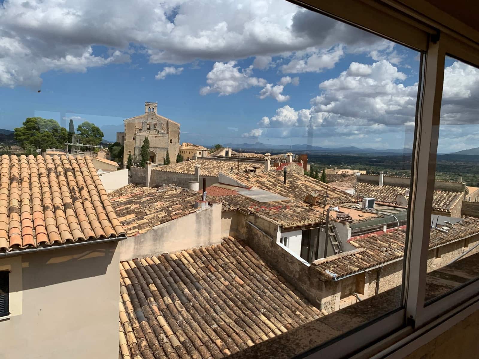 4 soveværelse Byhus til leje i Selva - € 2.950 (Ref: 9426607)