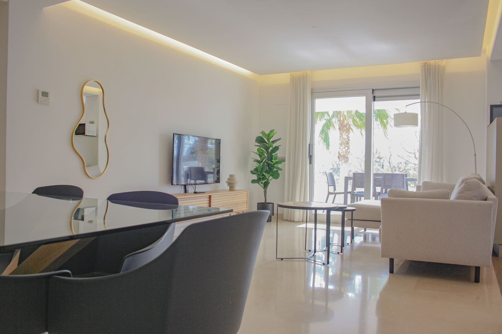 3 makuuhuone Huoneisto myytävänä paikassa San Pedro de Alcantara mukana uima-altaan - 775 000 € (Ref: 9427564)