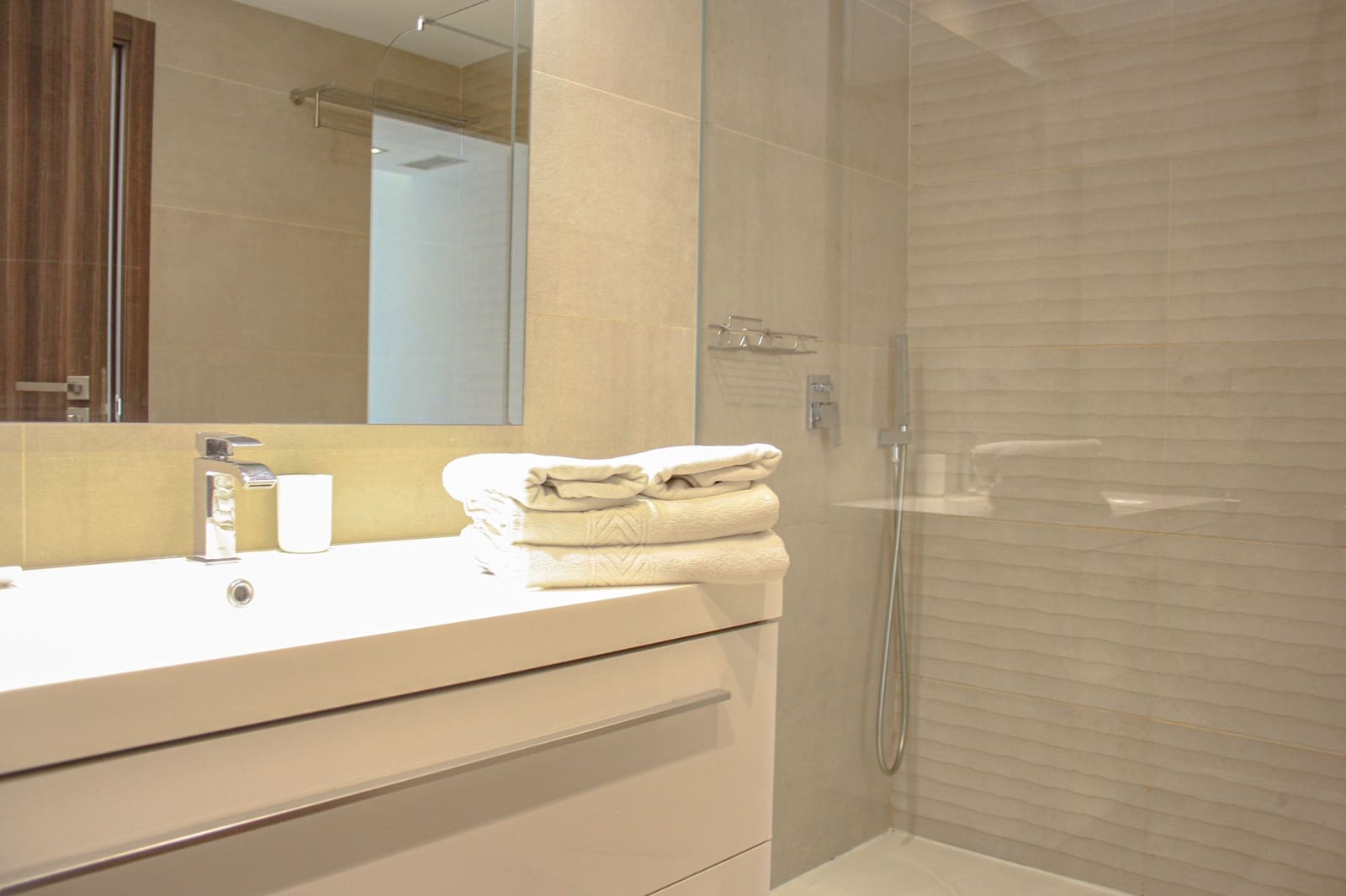 3 makuuhuone Huoneisto myytävänä paikassa San Pedro de Alcantara mukana uima-altaan - 775 000 € (Ref: 9427564)