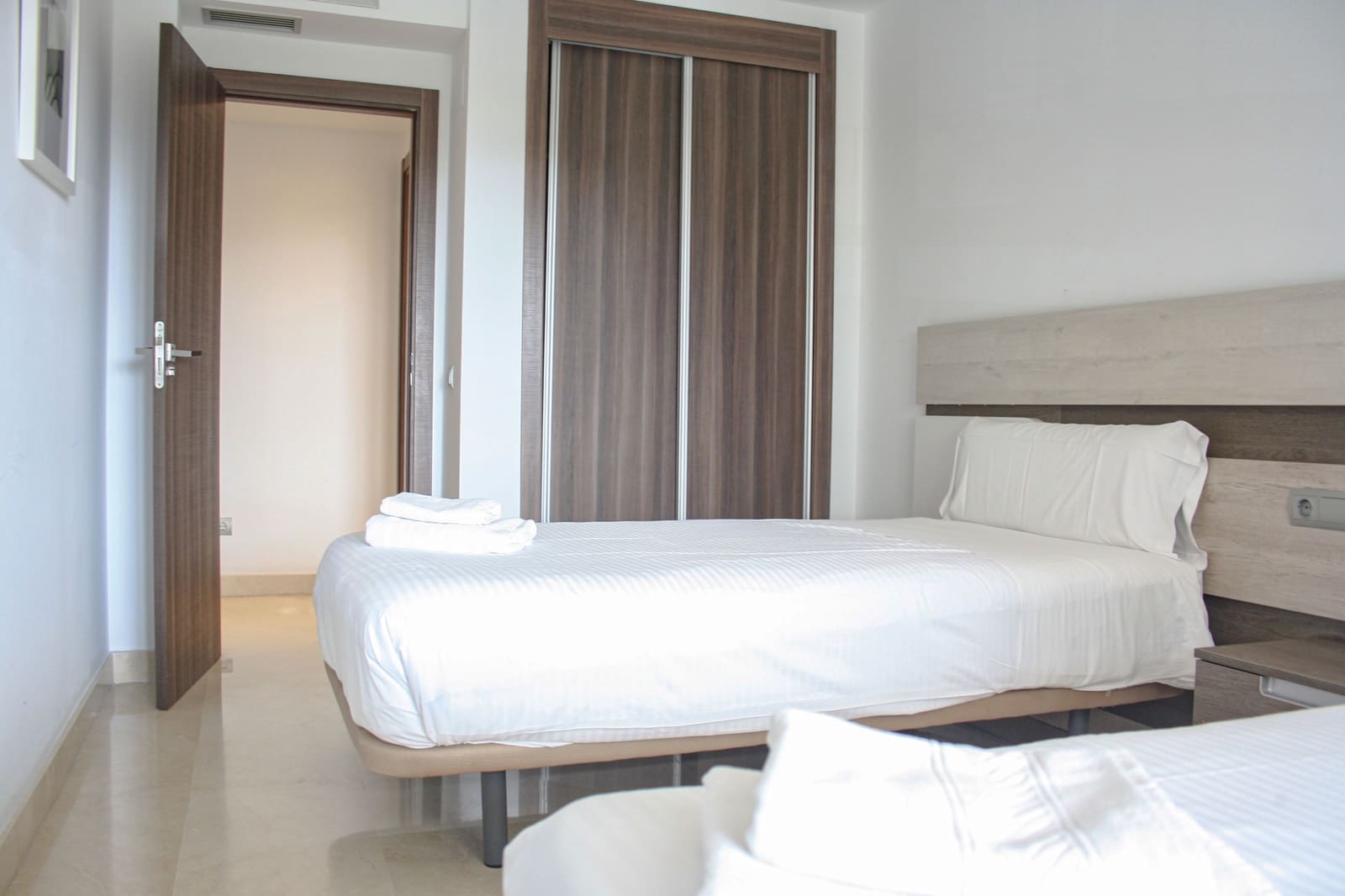 3 makuuhuone Huoneisto myytävänä paikassa San Pedro de Alcantara mukana uima-altaan - 775 000 € (Ref: 9427564)