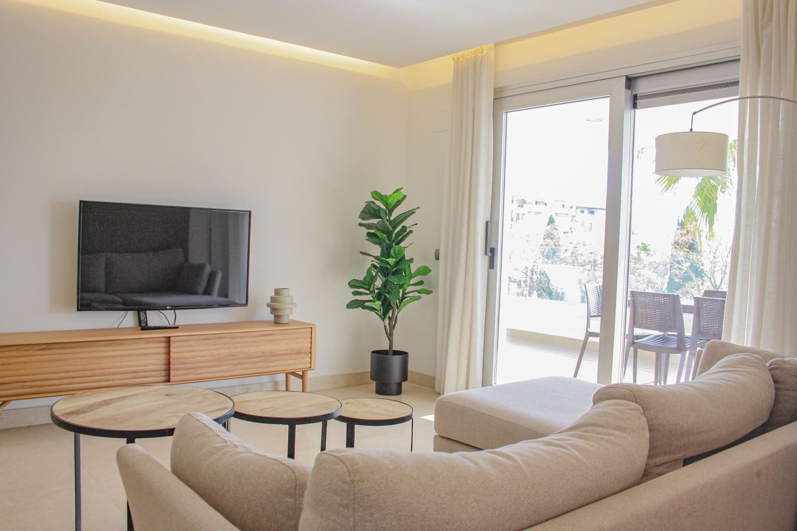 3 makuuhuone Huoneisto myytävänä paikassa San Pedro de Alcantara mukana uima-altaan - 775 000 € (Ref: 9427564)