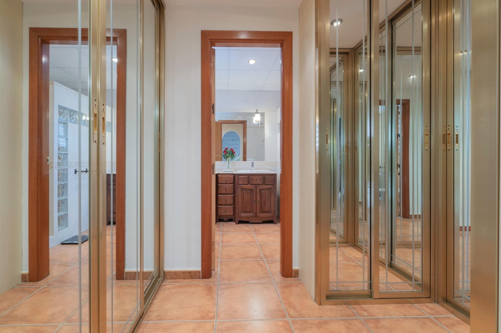 4 sypialnia Dom na sprzedaż w Fuengirola z basenem - 1 100 000 € (Ref: 9429129)