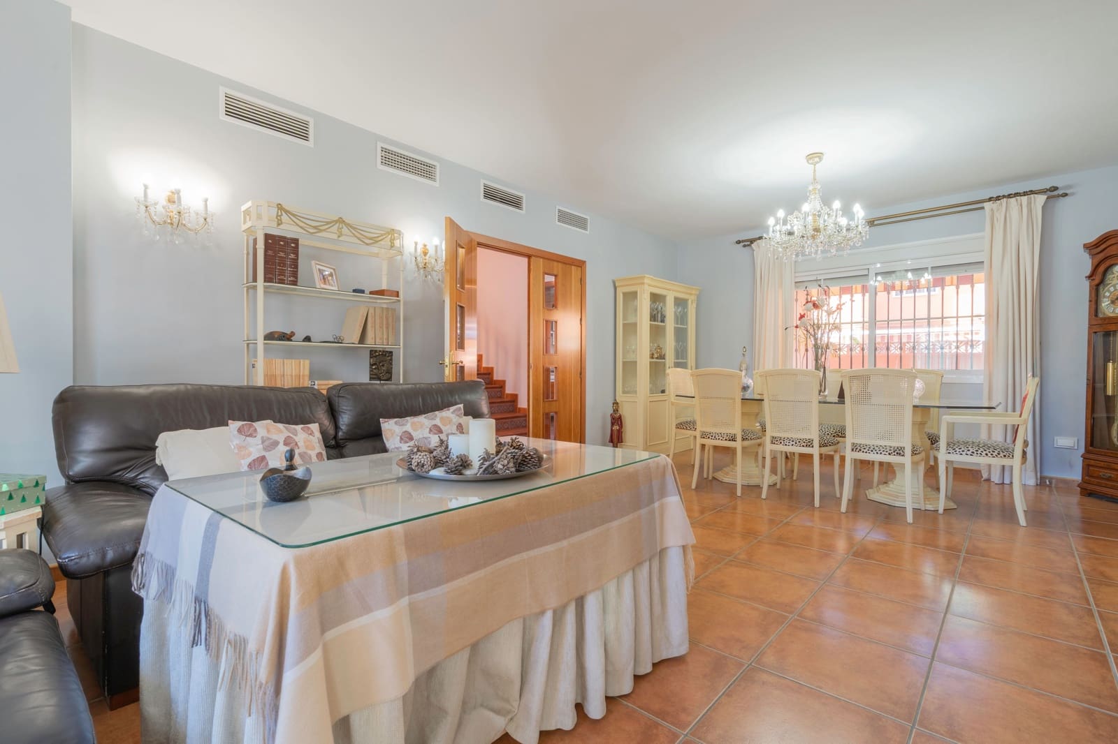 4 sypialnia Dom na sprzedaż w Fuengirola z basenem - 1 100 000 € (Ref: 9429129)