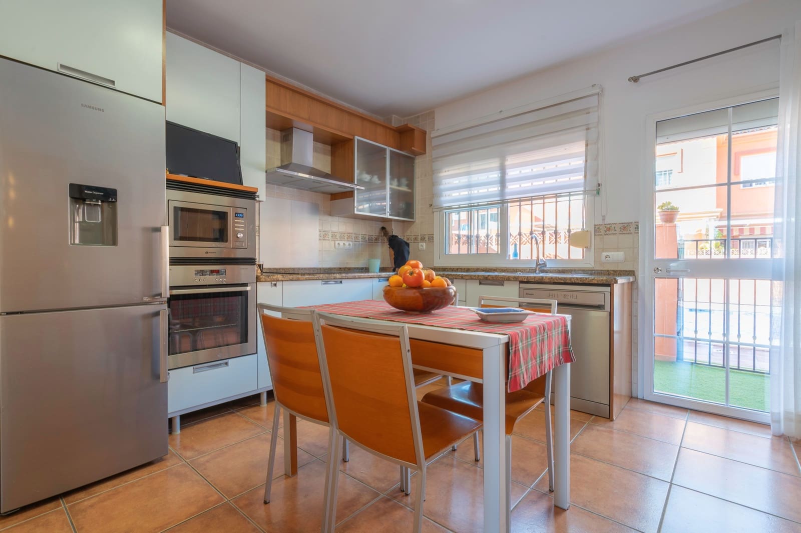 4 sypialnia Dom na sprzedaż w Fuengirola z basenem - 1 100 000 € (Ref: 9429129)