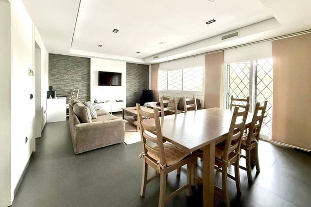 4 sovrum Hus till salu i Torreblanca, Fuengirola med pool - 549 000 € (Ref: 9432017)