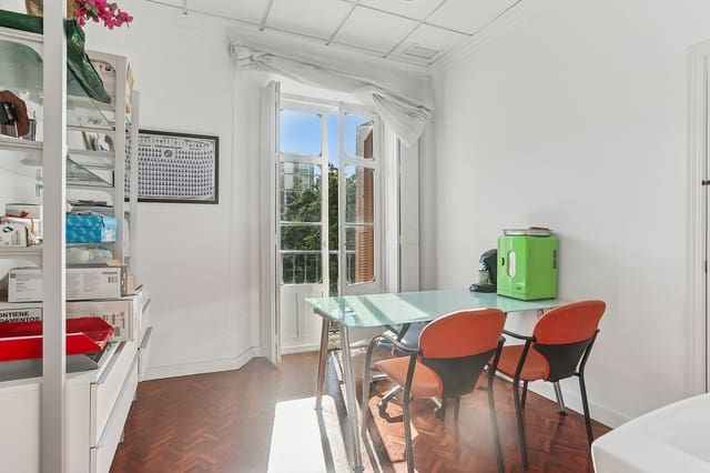 6 bedroom Office for sale in Centro Historico, Málaga city - € 1,600,000 (Ref: 9432718)