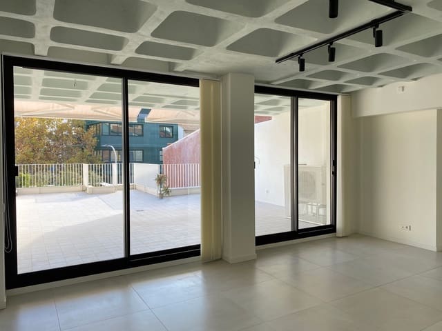 2 bedroom Apartment for rent in El Terreno, Palma de Mallorca with pool - € 2,700 (Ref: 9434937)