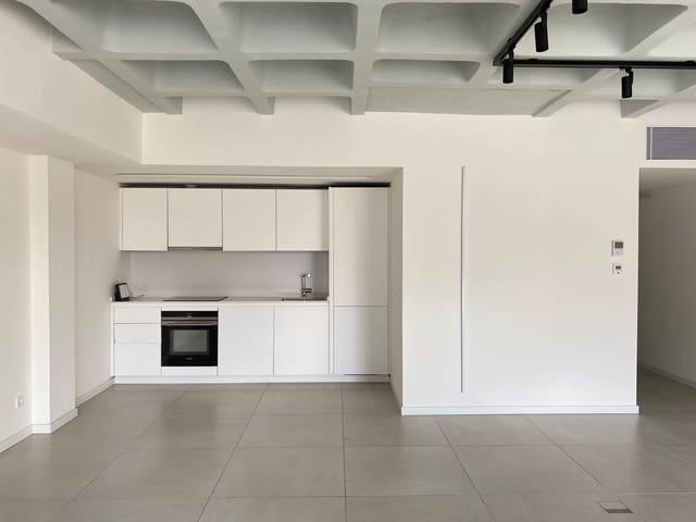 2 bedroom Apartment for rent in El Terreno, Palma de Mallorca with pool - € 2,700 (Ref: 9434937)