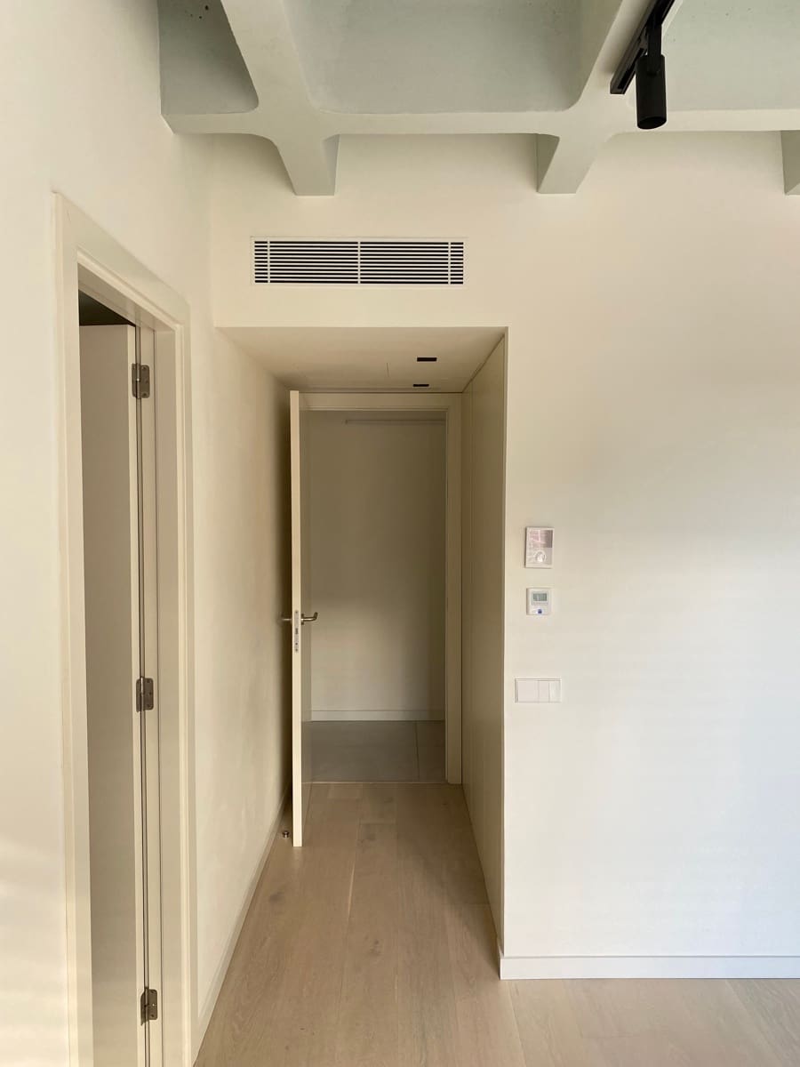 2 soverom Leilighet til leie i Palma de Mallorca med svømmebasseng - € 2 700 (Ref: 9434937)