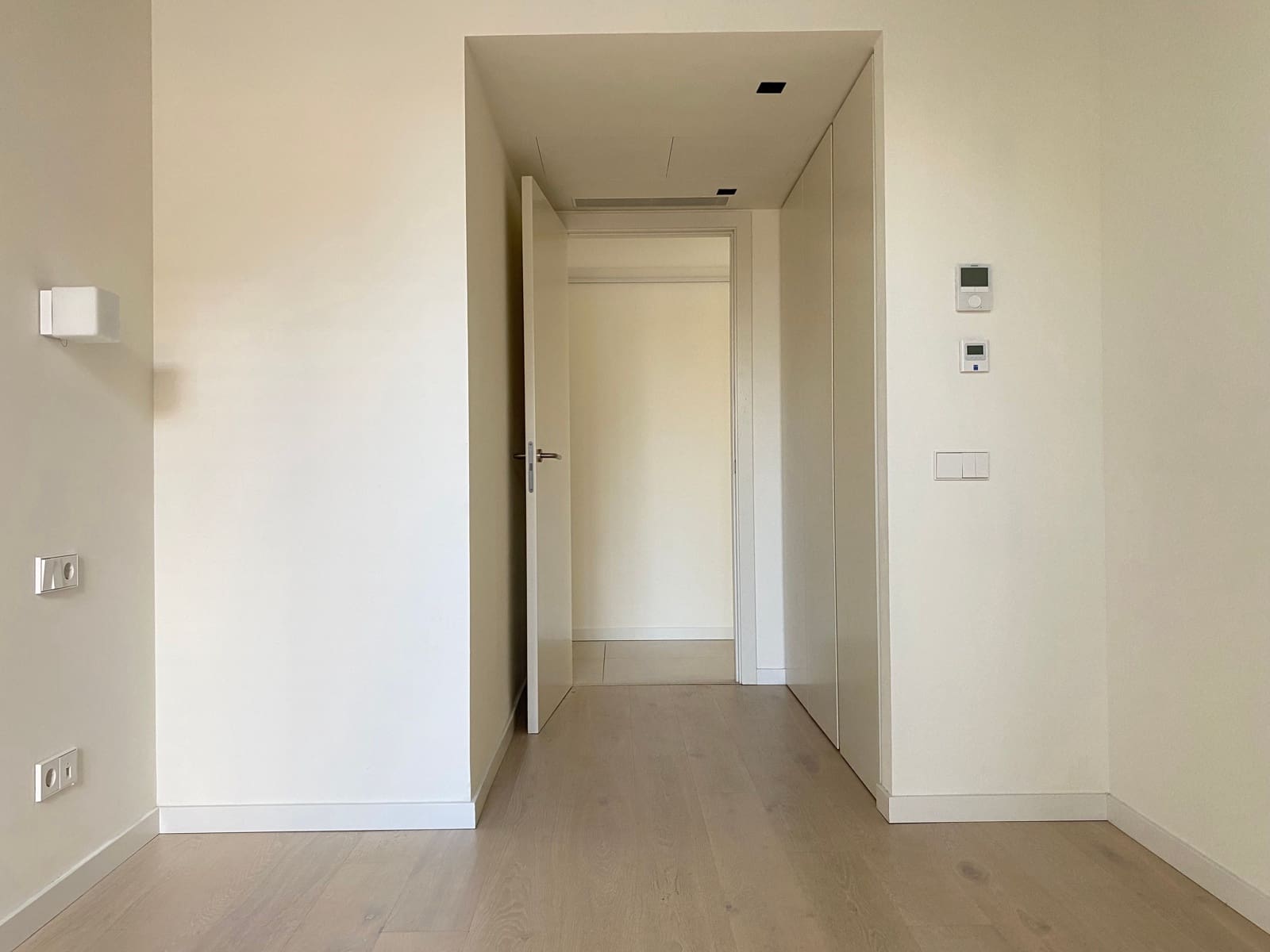 2 soverom Leilighet til leie i Palma de Mallorca med svømmebasseng - € 2 700 (Ref: 9434937)