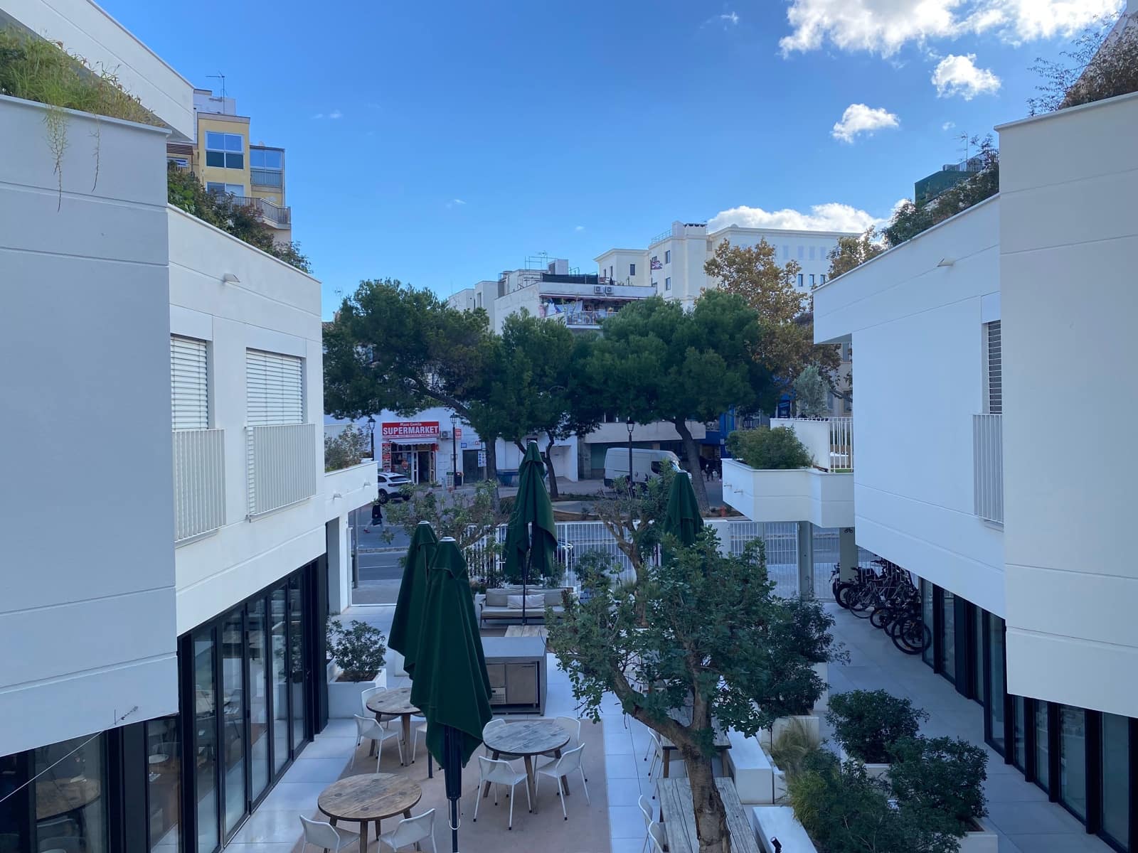 2 soverom Leilighet til leie i Palma de Mallorca med svømmebasseng - € 2 700 (Ref: 9434937)
