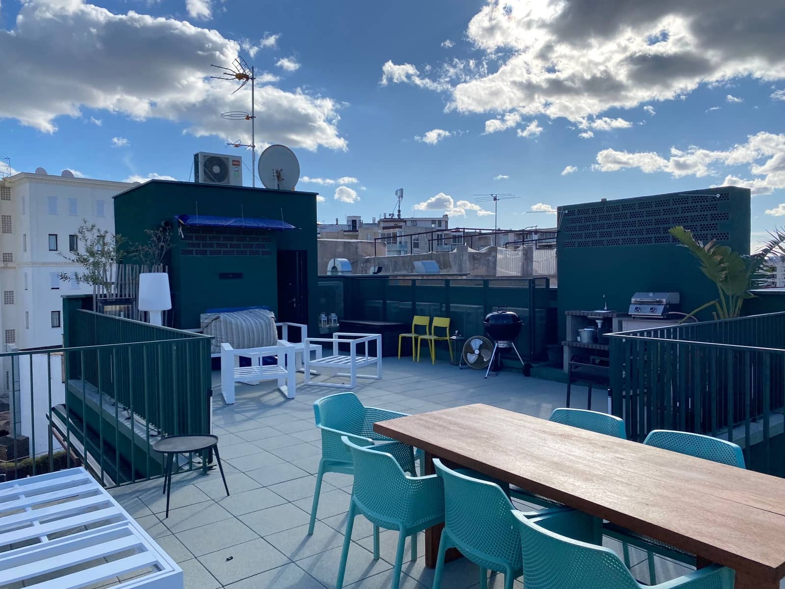 1 makuuhuone Huoneisto vuokrattavana paikassa Palma de Mallorca mukana uima-altaan - 1 600 € (Ref: 9434938)