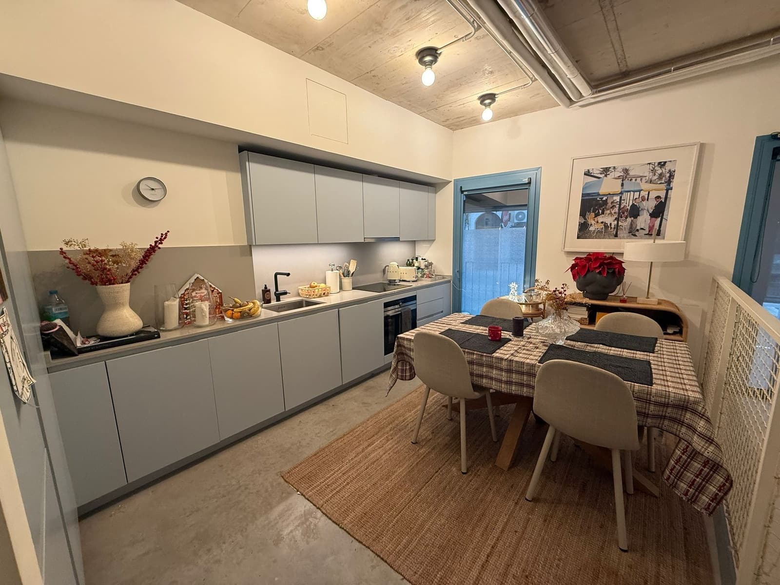 2 bedroom Apartment for rent in Palma de Mallorca with pool - € 2,000 (Ref: 9436185)