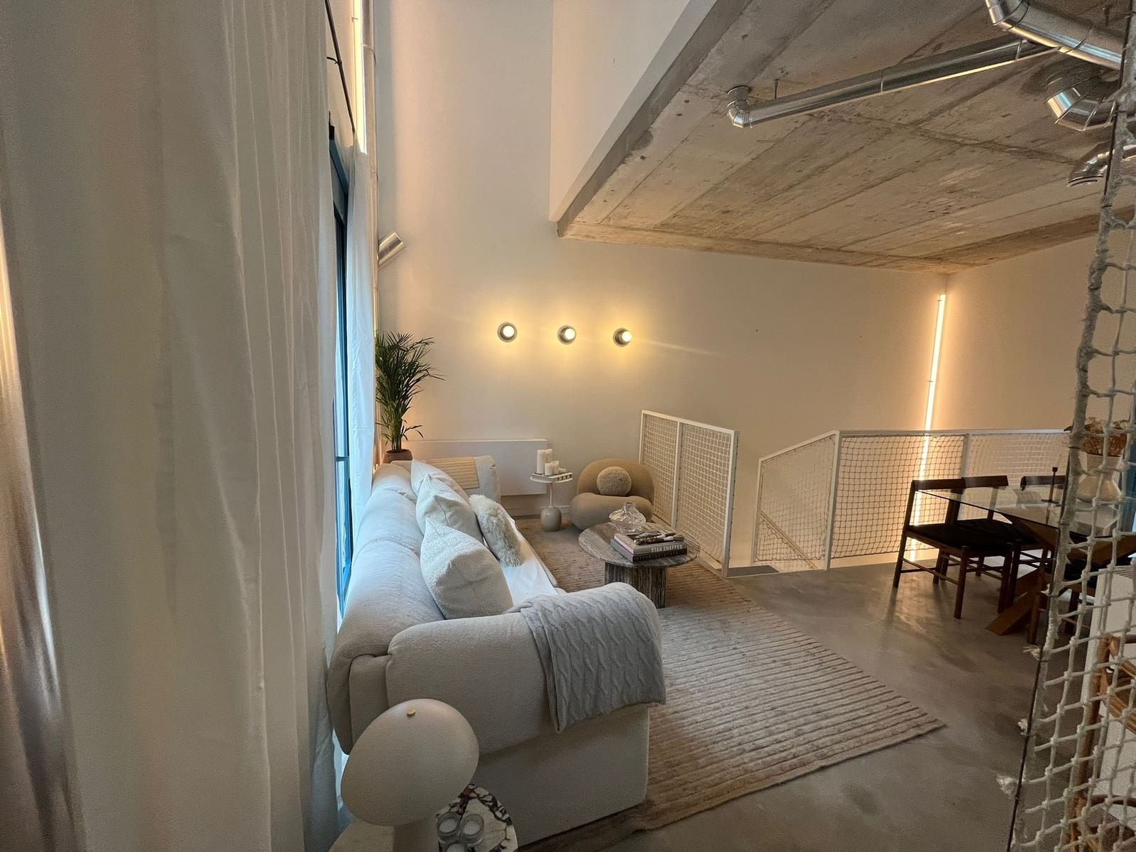 2 bedroom Apartment for rent in Palma de Mallorca with pool - € 2,000 (Ref: 9436185)