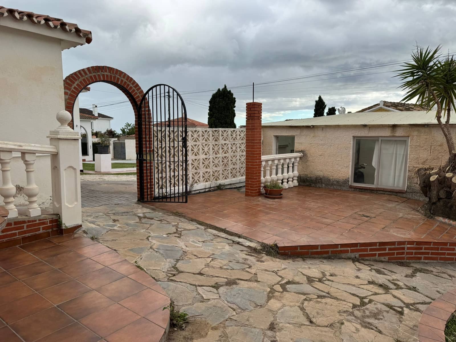 3 slaapkamer Villa te koop in Fuengirola met zwembad - € 590.000 (Ref: 9438816)