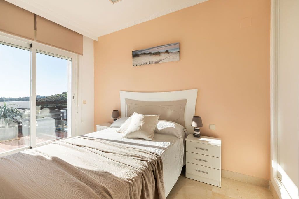 2 soverom Penthouse til salgs i Mijas Costa med svømmebasseng - € 349 000 (Ref: 9442893)