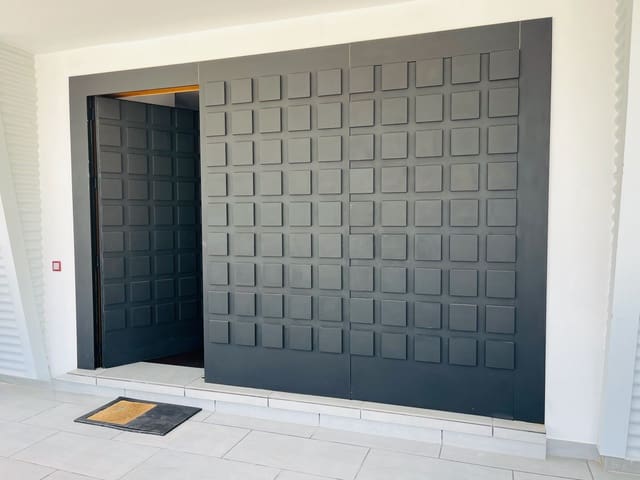 5 sypialnia Willa na sprzedaż w Alhaurín de la Torre z basenem - 960 000 € (Ref: 9447281)