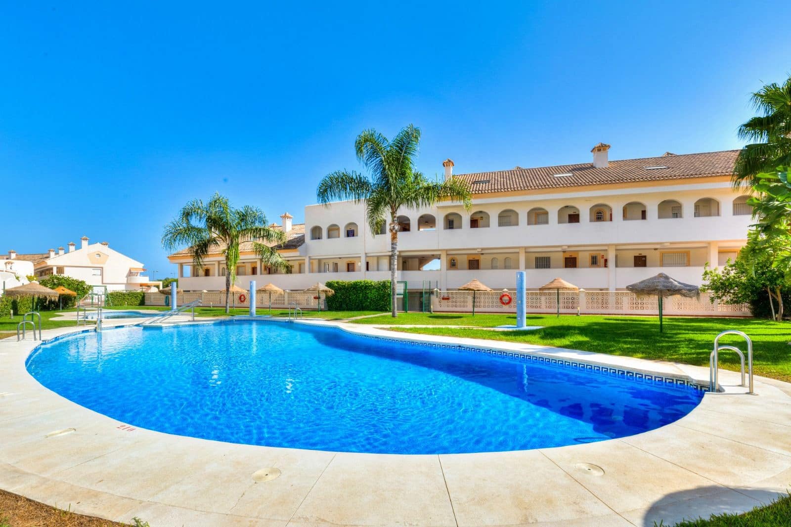 2 sovrum Lägenhet till salu i Benalmadena med pool - 369 000 € (Ref: 9447282)