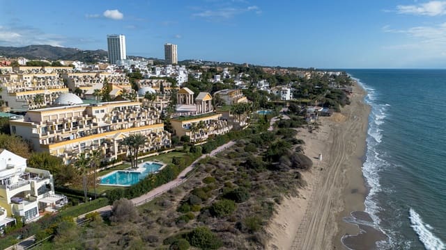 1 soveværelse Studio til salg i Romana Playa, Marbella med swimmingpool - € 398.000 (Ref: 9447283)