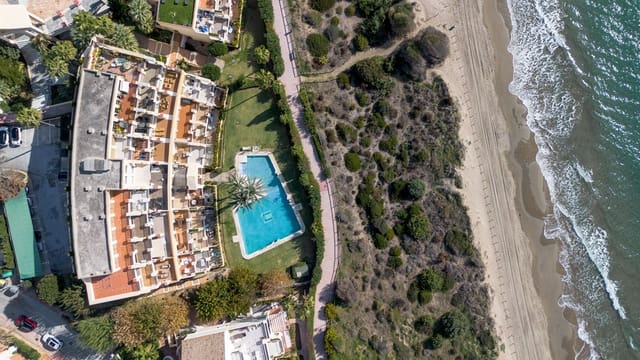 1 soveværelse Studio til salg i Romana Playa, Marbella med swimmingpool - € 398.000 (Ref: 9447283)
