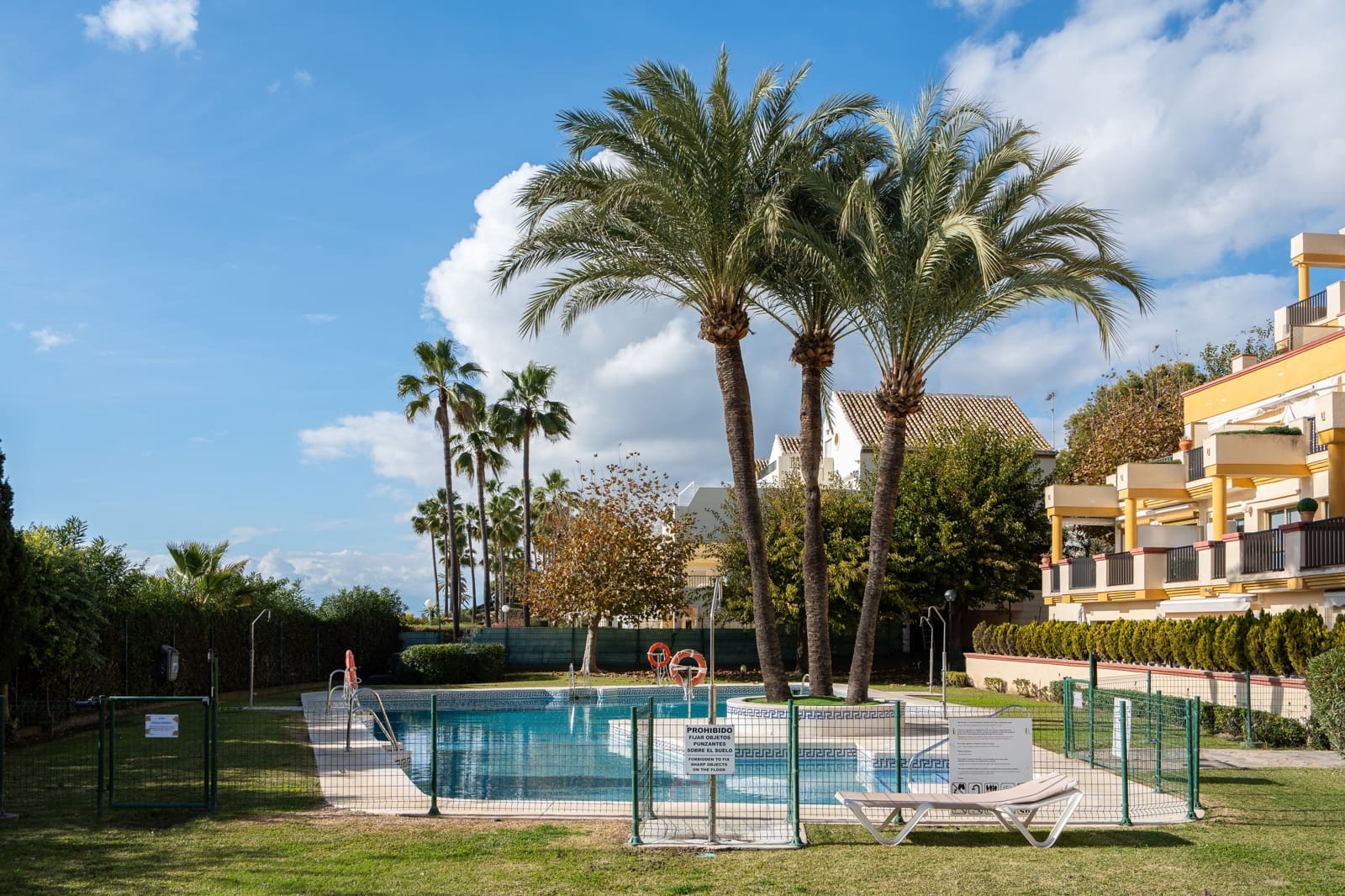 Studio til salgs i Marbella med svømmebasseng - € 398 000 (Ref: 9447283)