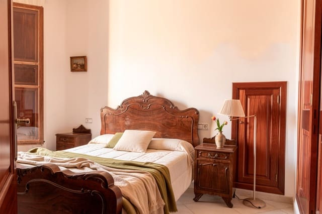 6 sypialnia Dom na sprzedaż w Ses Salines - 770 000 € (Ref: 9449938)