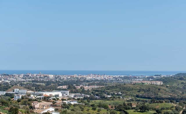 4 bedroom Villa for sale in Mijas Costa, Mijas with pool - € 1,650,000 (Ref: 9452417)