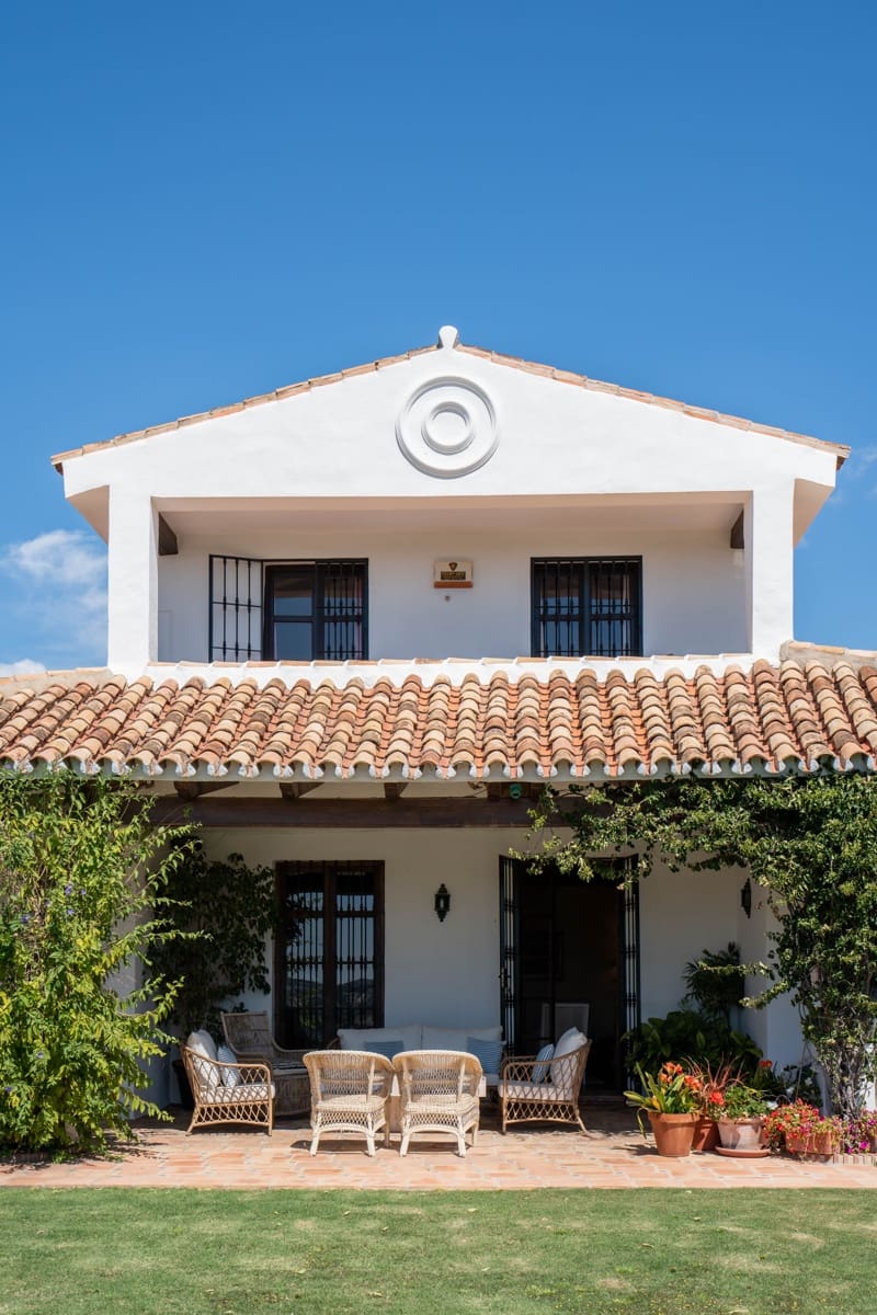 4 bedroom Villa for sale in Mijas Costa with pool - € 1,650,000 (Ref: 9452417)