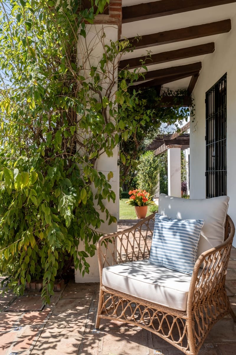 4 bedroom Villa for sale in Mijas Costa with pool - € 1,650,000 (Ref: 9452417)