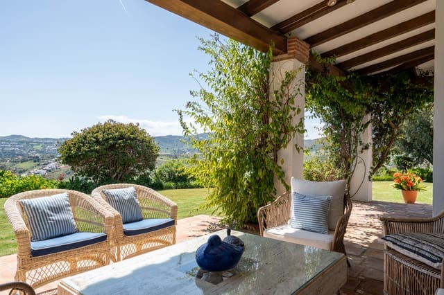 4 bedroom Villa for sale in Mijas Costa, Mijas with pool - € 1,650,000 (Ref: 9452417)