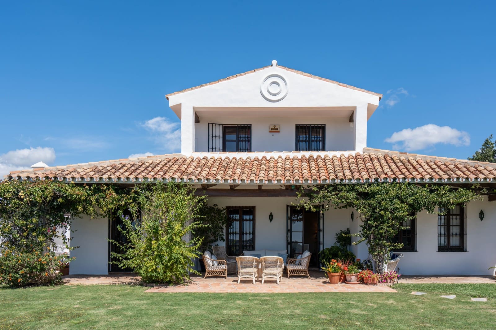 4 bedroom Villa for sale in Mijas Costa with pool - € 1,650,000 (Ref: 9452417)