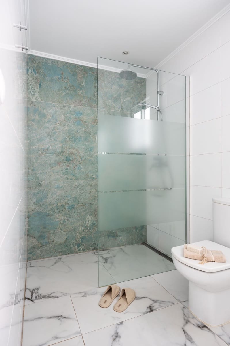 5 soveværelse Byhus til salg i Mijas Costa med swimmingpool - € 1.425.000 (Ref: 9453533)