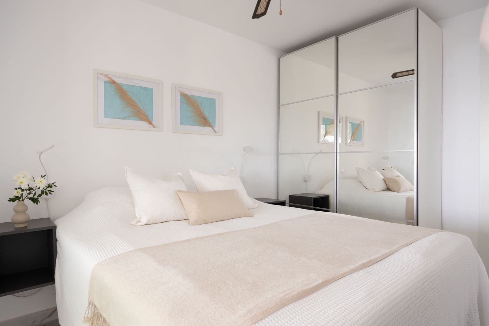 5 soveværelse Byhus til salg i Mijas Costa med swimmingpool - € 1.425.000 (Ref: 9453533)