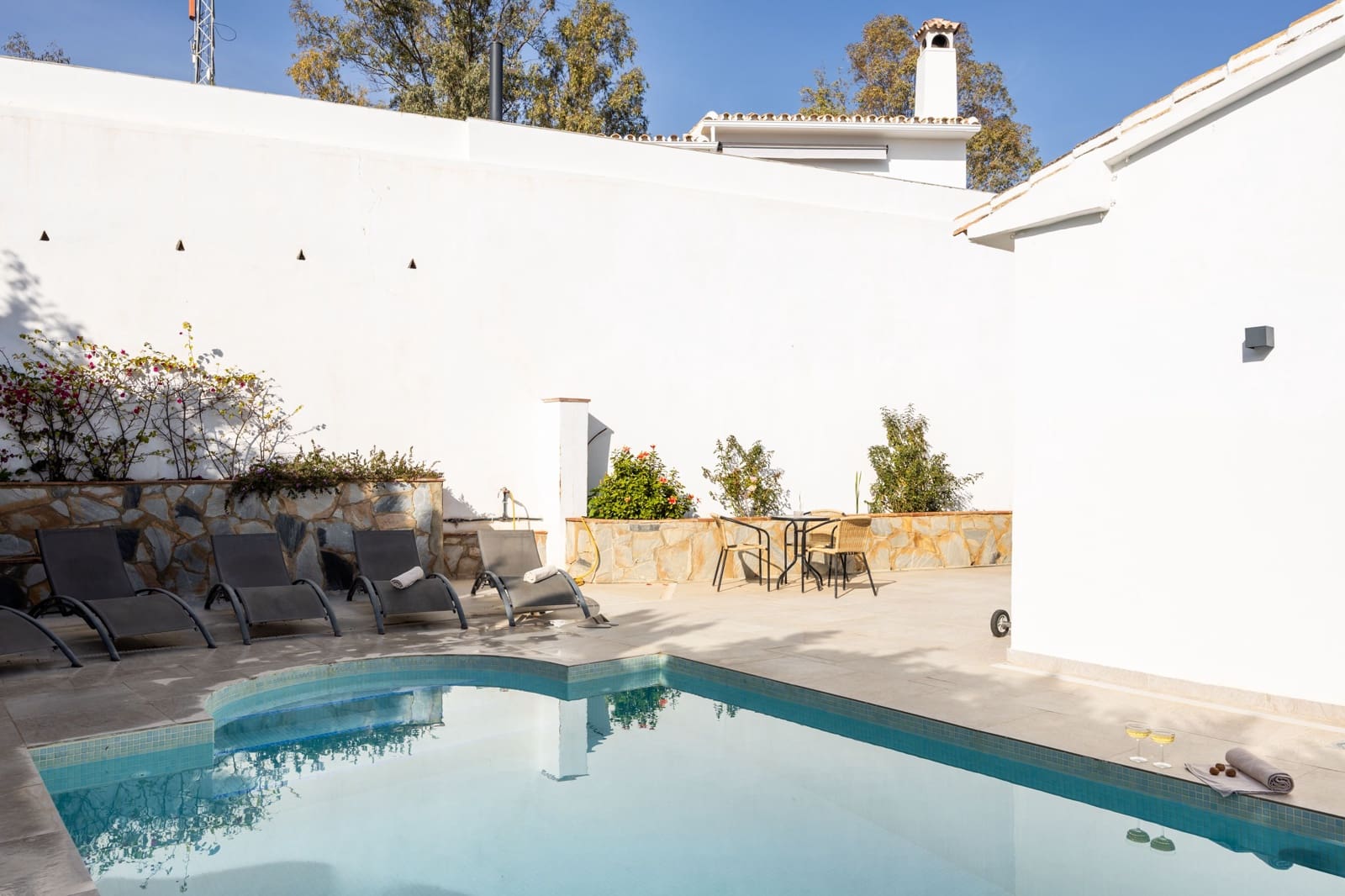 5 soveværelse Byhus til salg i Mijas Costa med swimmingpool - € 1.425.000 (Ref: 9453533)