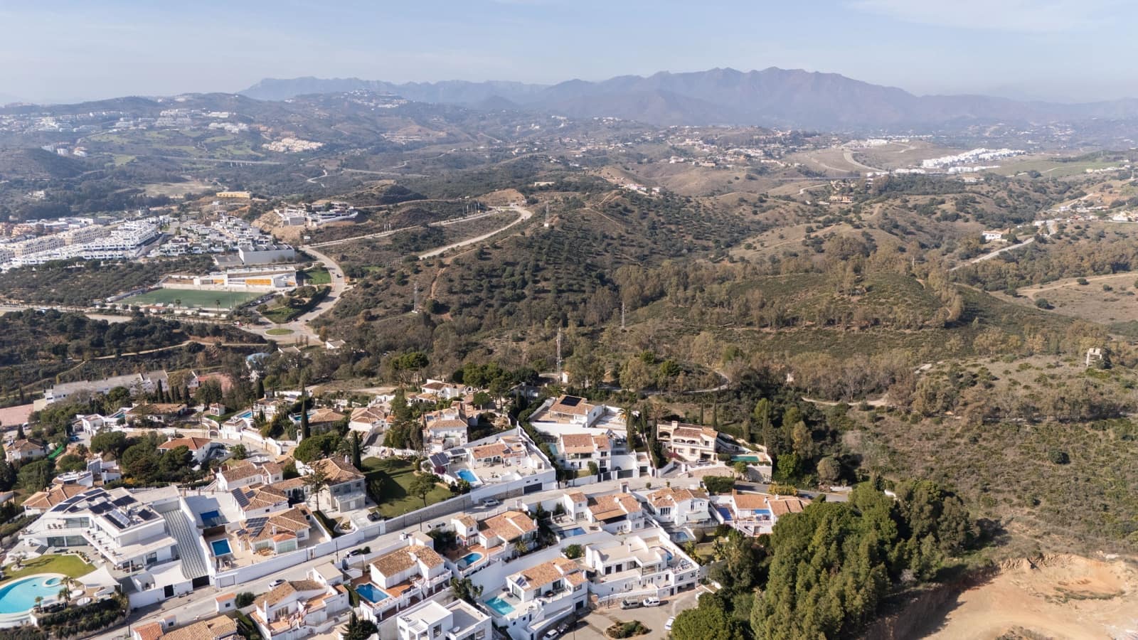 5 soveværelse Byhus til salg i Mijas Costa med swimmingpool - € 1.425.000 (Ref: 9453533)