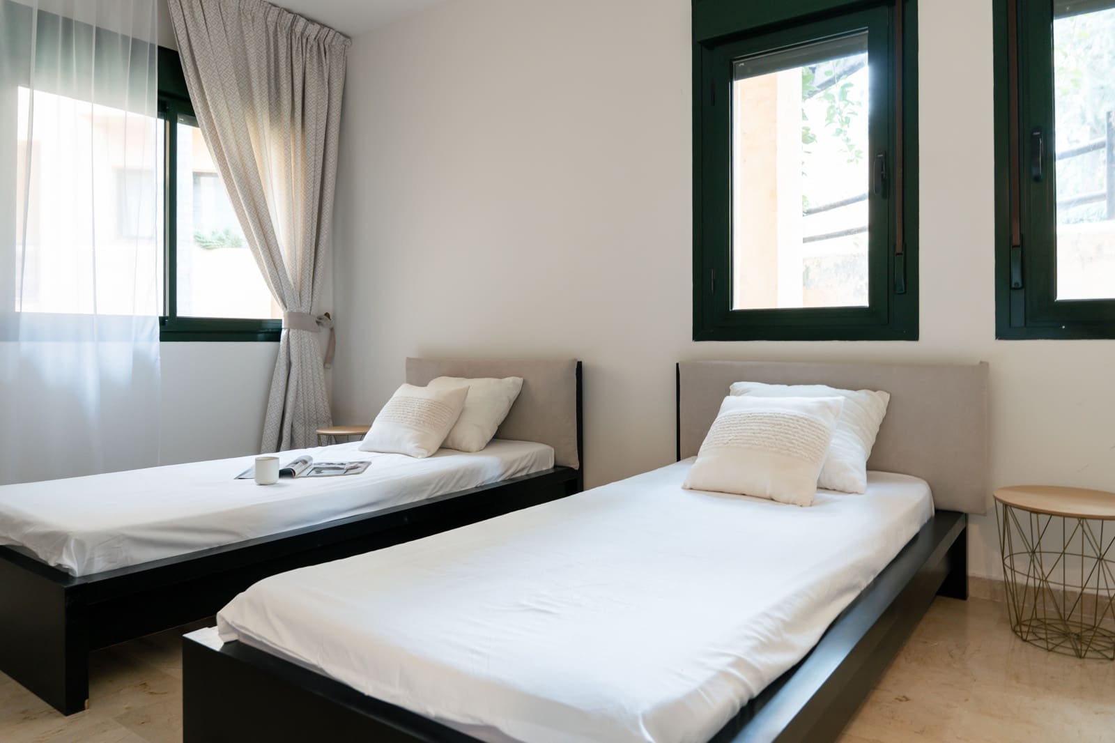 3 bedroom Apartment for sale in Estepona with pool - € 525,000 (Ref: 9454733)